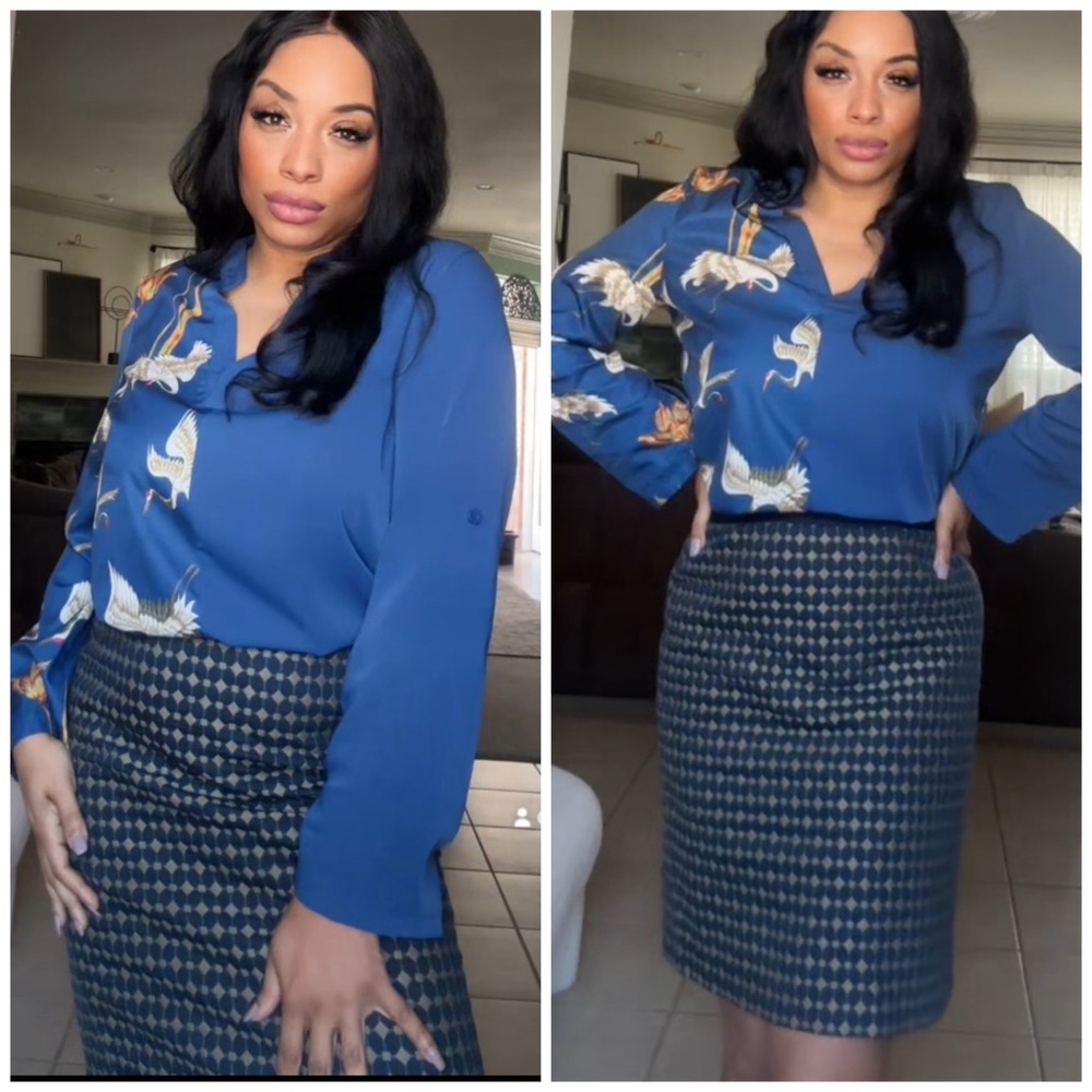 Elegant Blue Patterned Skirt- Z